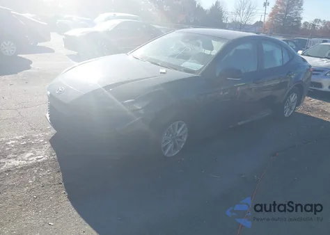 2025 Toyota Camry Le из США, поврежденный, VIN 4T1DBADK8SU525649